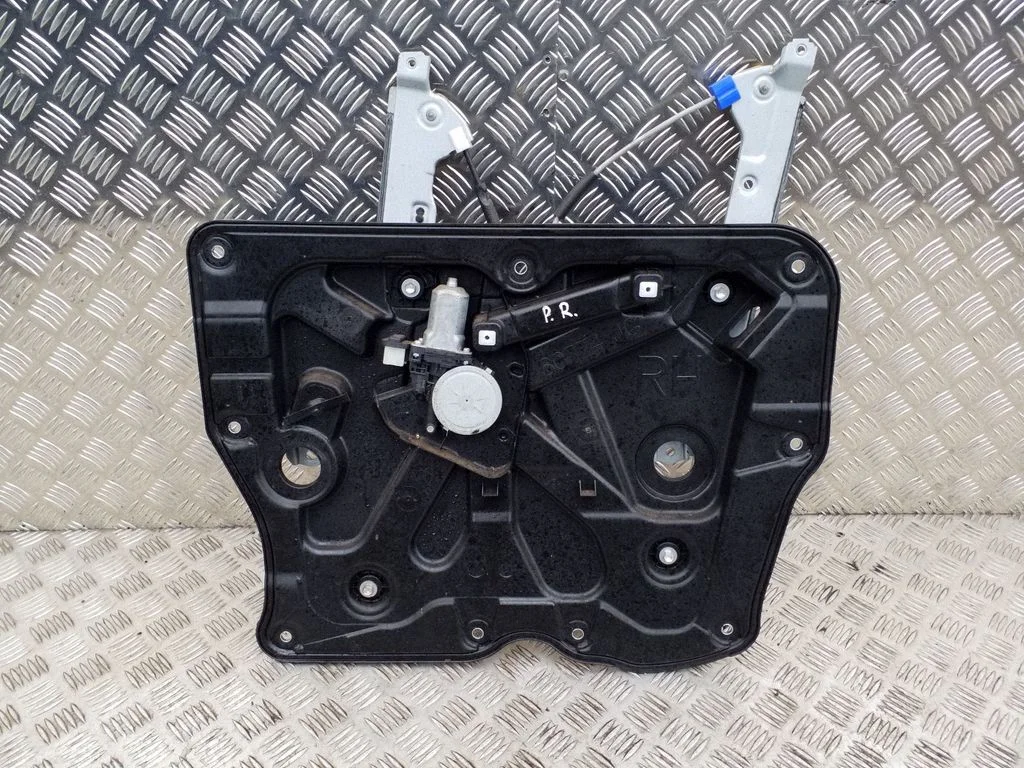 Front door window regulator with motor 80730EG000