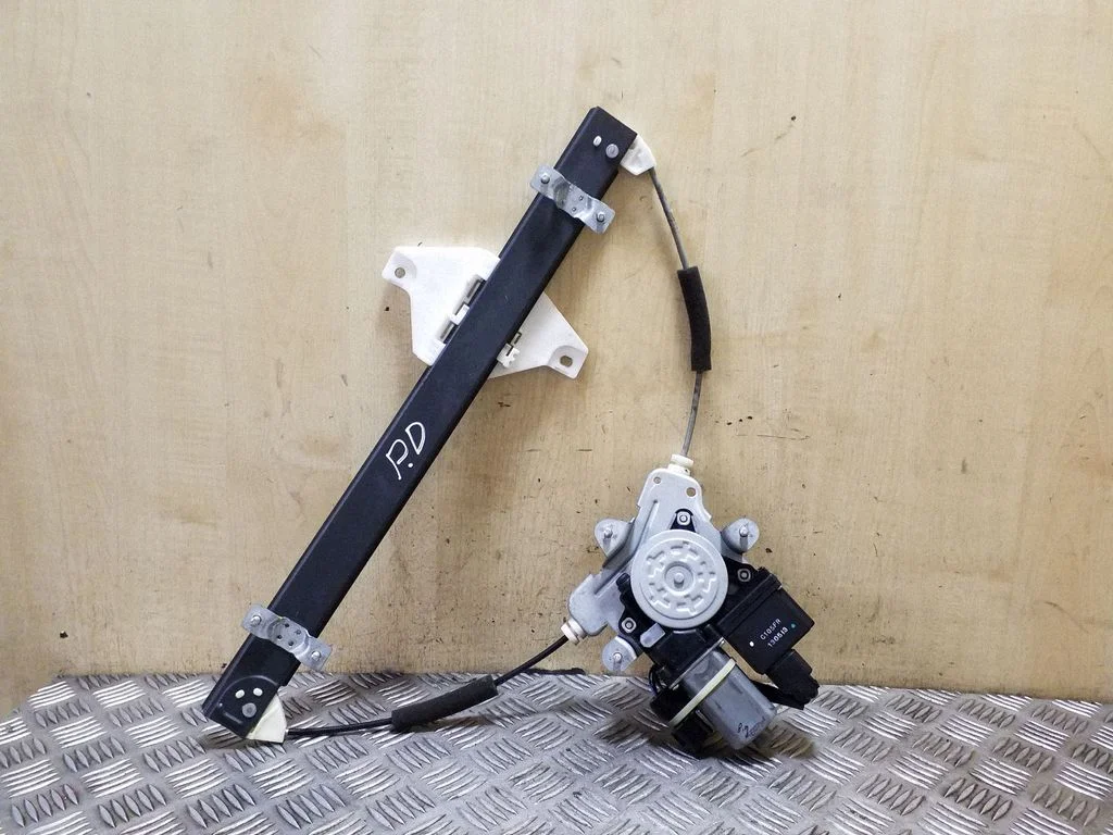 Front door window regulator with motor