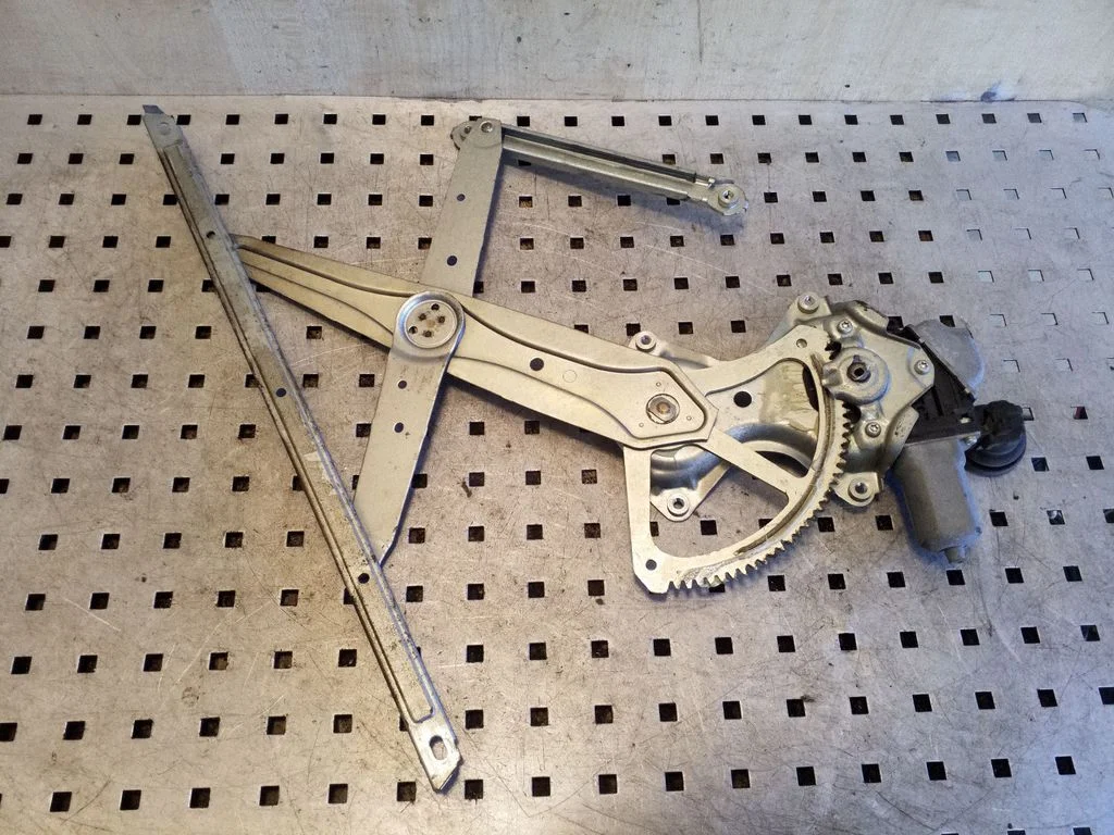 Front door window regulator with motor 8572075060