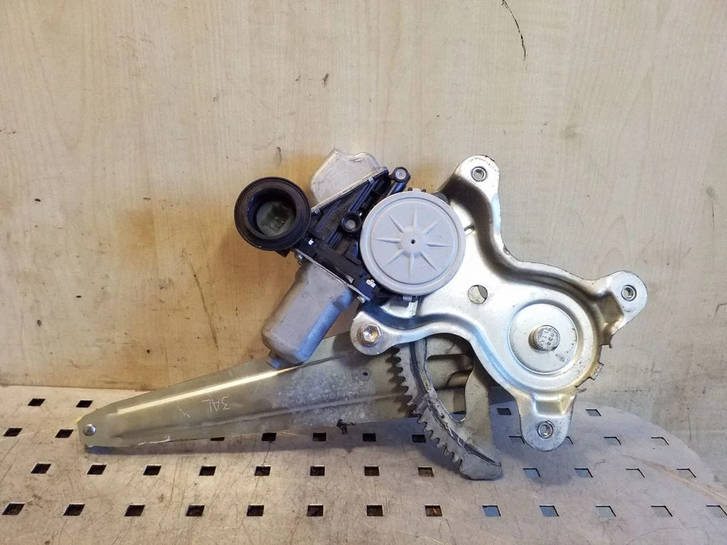 Front door window regulator with motor