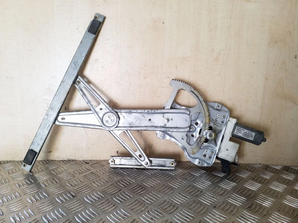Priekinio el. lango pakėlimo mechanizmo komplektas