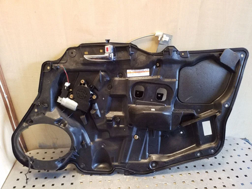 Priekinio el. lango pakėlimo mechanizmo komplektas