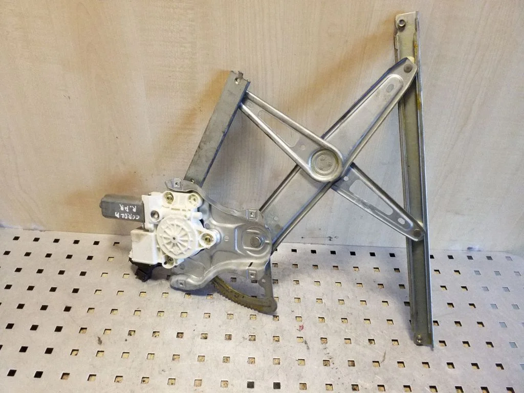 Priekinio el. lango pakėlimo mechanizmo komplektas