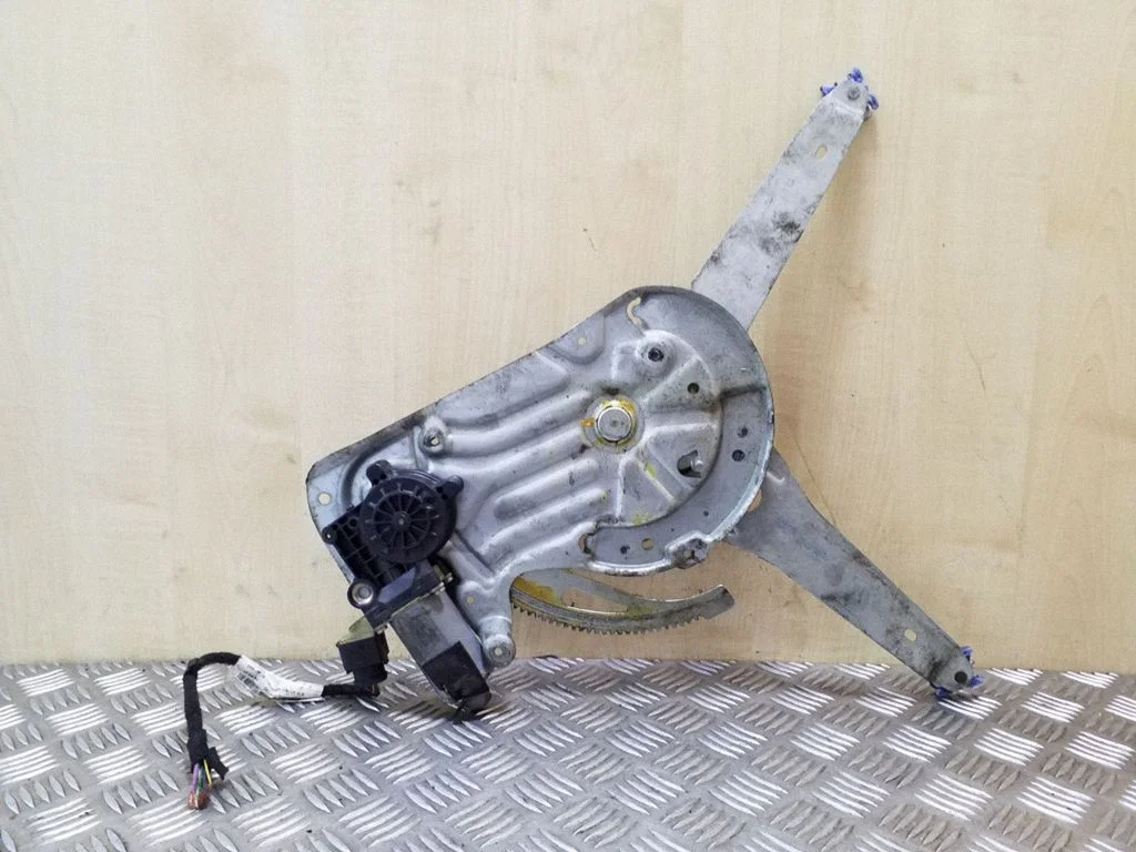 Front door window regulator with motor – Volvo V70 (2000-2004)
