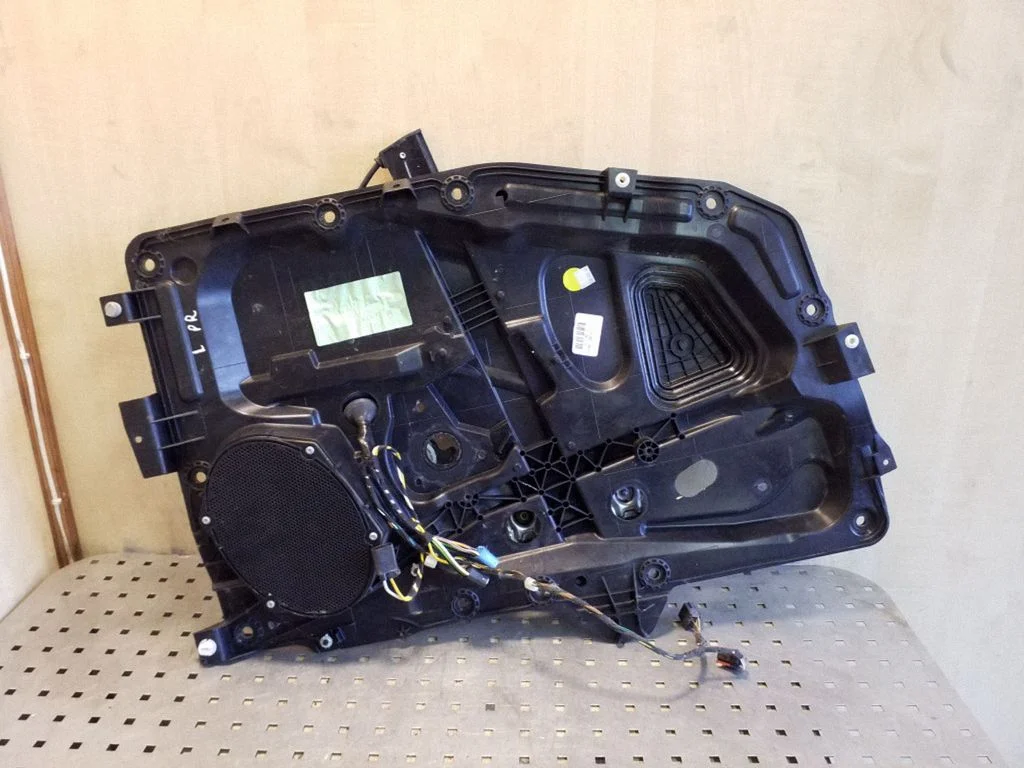 Priekinio el. lango pakėlimo mechanizmo komplektas