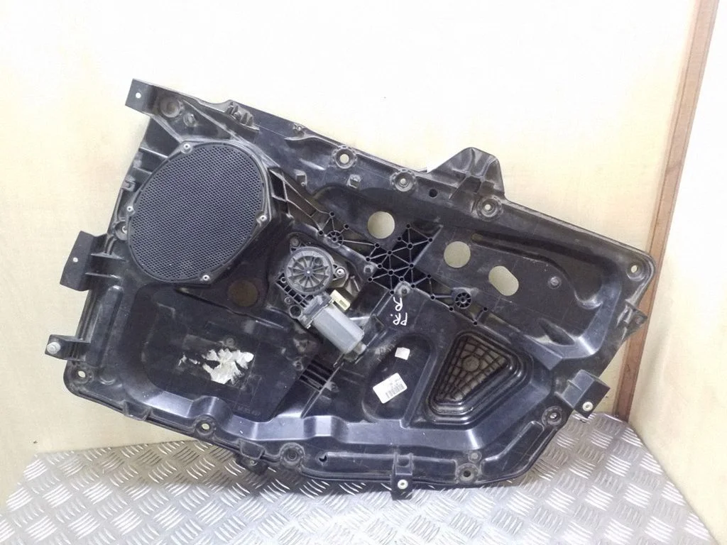 Priekinio el. lango pakėlimo mechanizmo komplektas