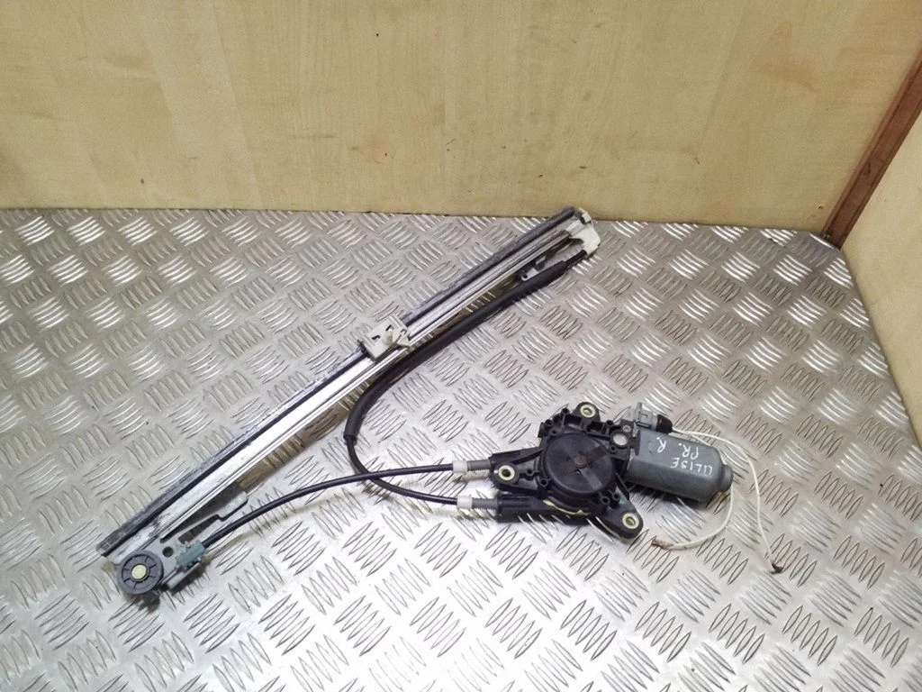Front door window regulator with motor 400354A