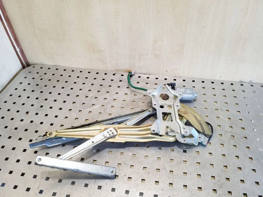 Priekinio el. lango pakėlimo mechanizmo komplektas