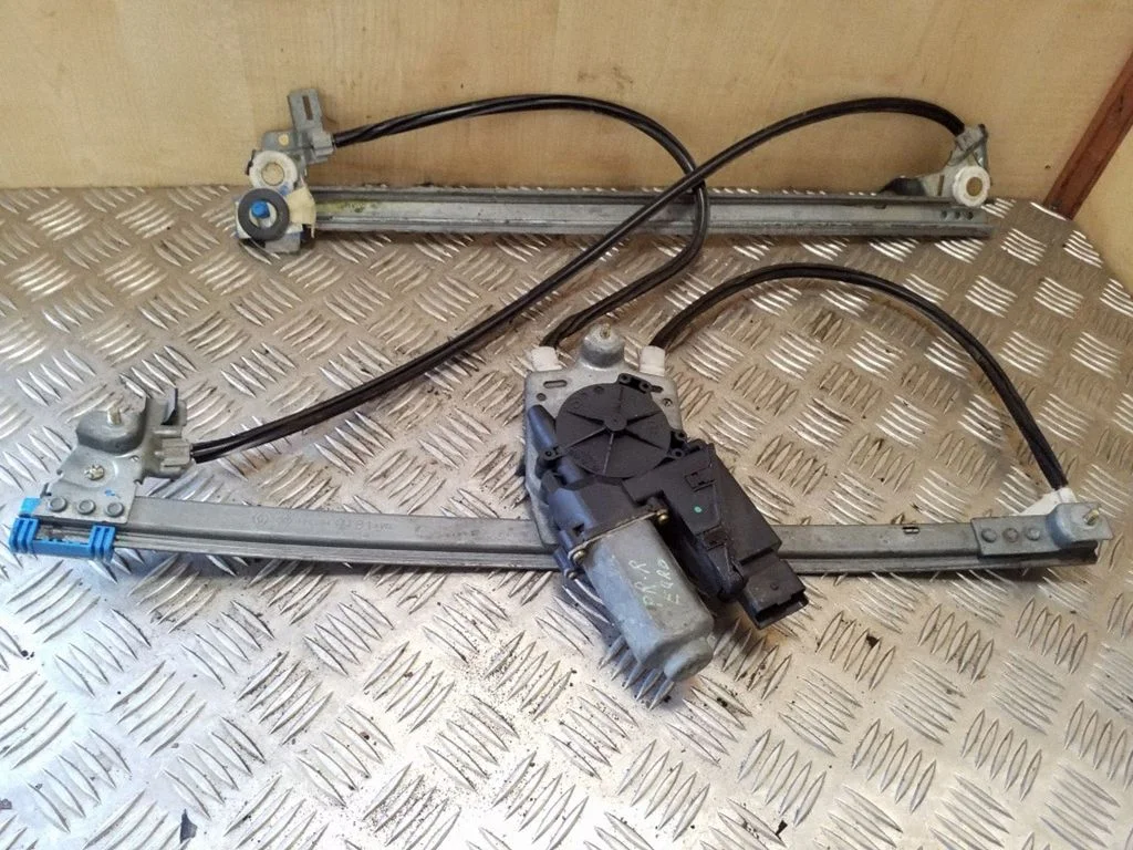 Priekinio el. lango pakėlimo mechanizmo komplektas