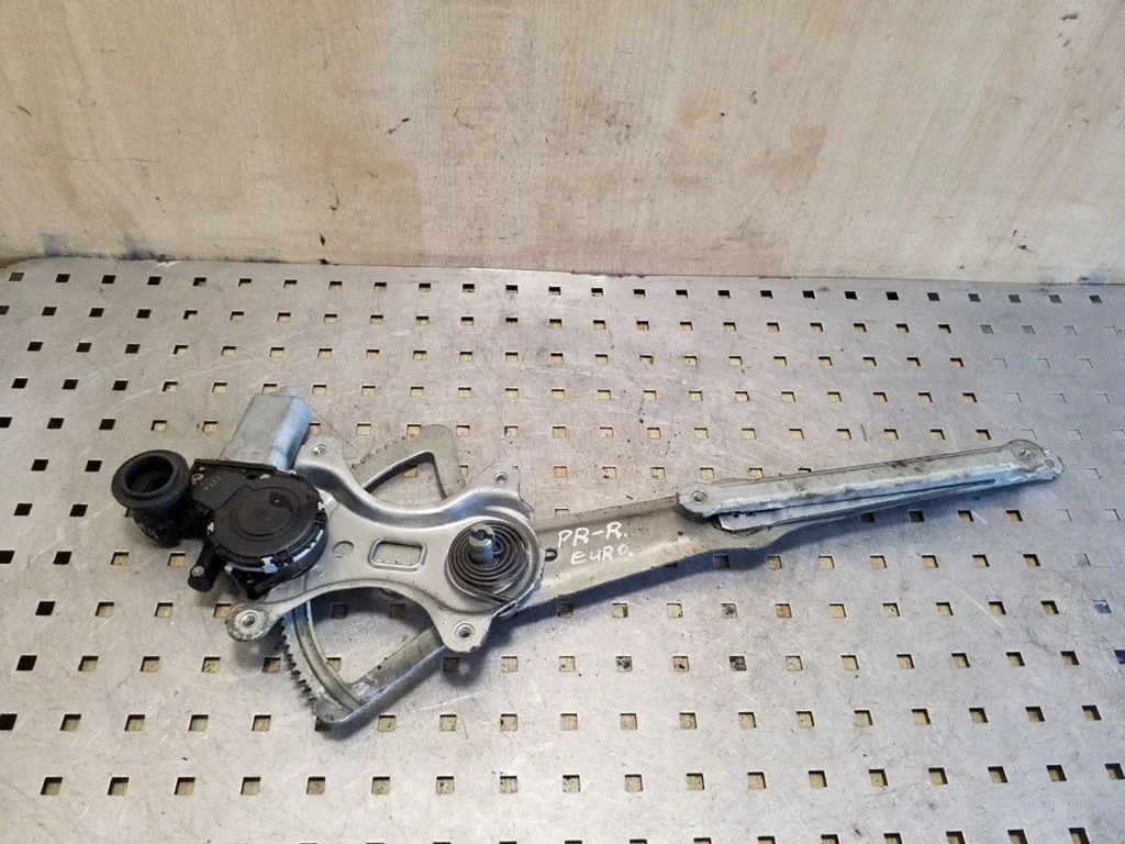 Priekinio el. lango pakėlimo mechanizmo komplektas