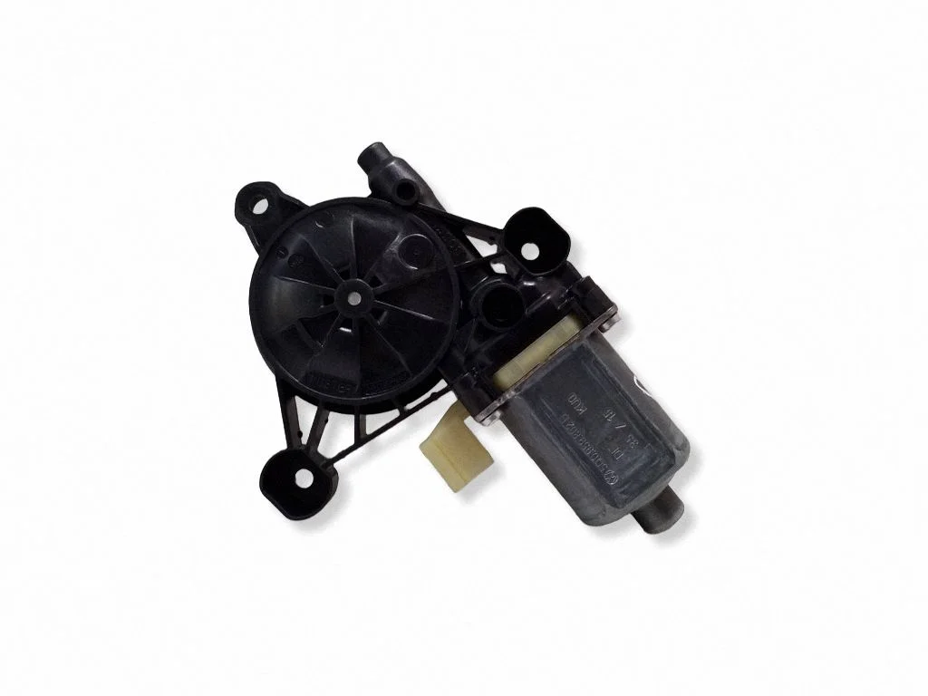 Priekšējā loga pacēlāja motoriņš 5Q0959802B