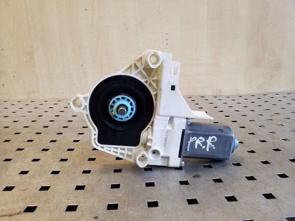 Front door window regulator motor 8K0959802B – Audi A8 S8 D4 4H (2010-2016)