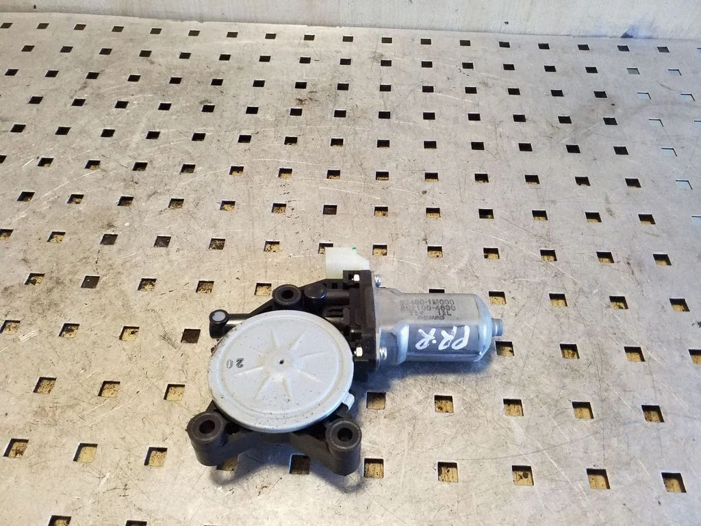 Front door window regulator motor 2621004690