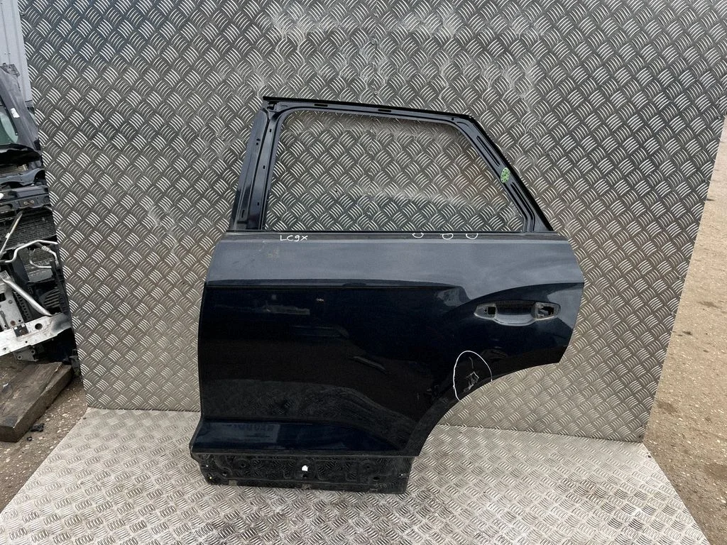 Rear door – left