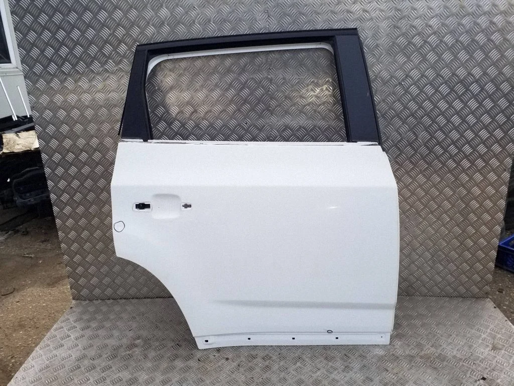 Rear door – Chevrolet Orlando (2011-), right