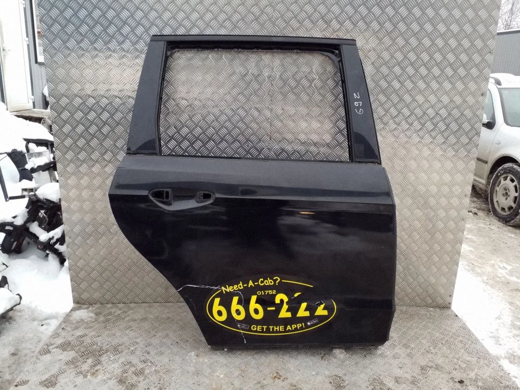 Rear door – right