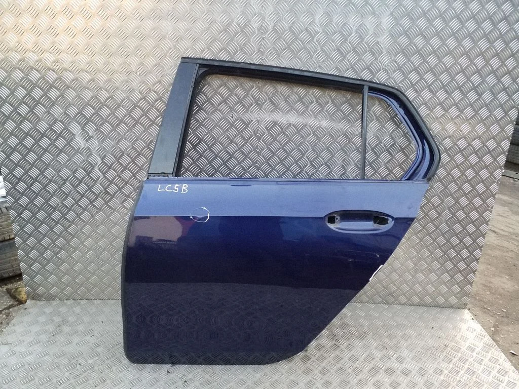 Rear door – left