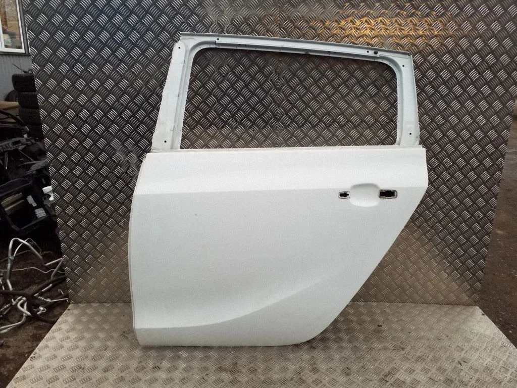 Rear door – left