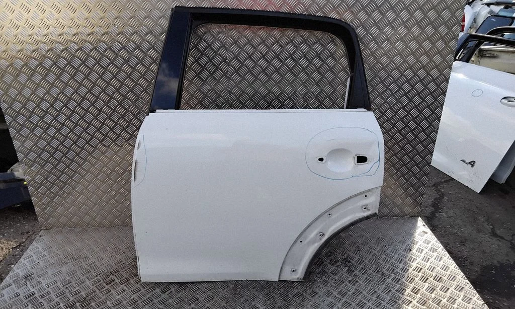 Aizmugurējās durvis – Mini Cooper Countryman R60 (2011-2016), kreisā