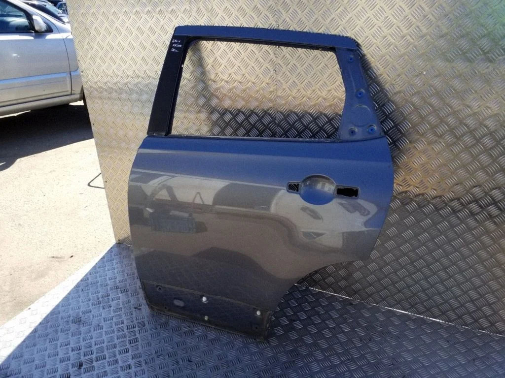 Rear door – left
