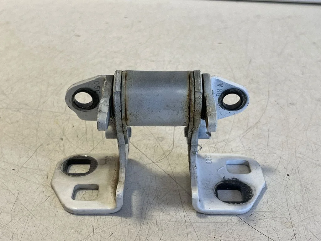 Rear door upper hinge 1120038