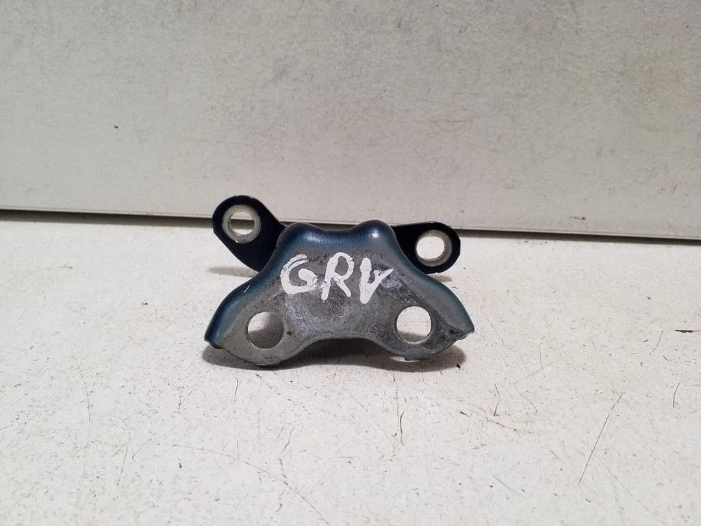 Rear door upper hinge – right