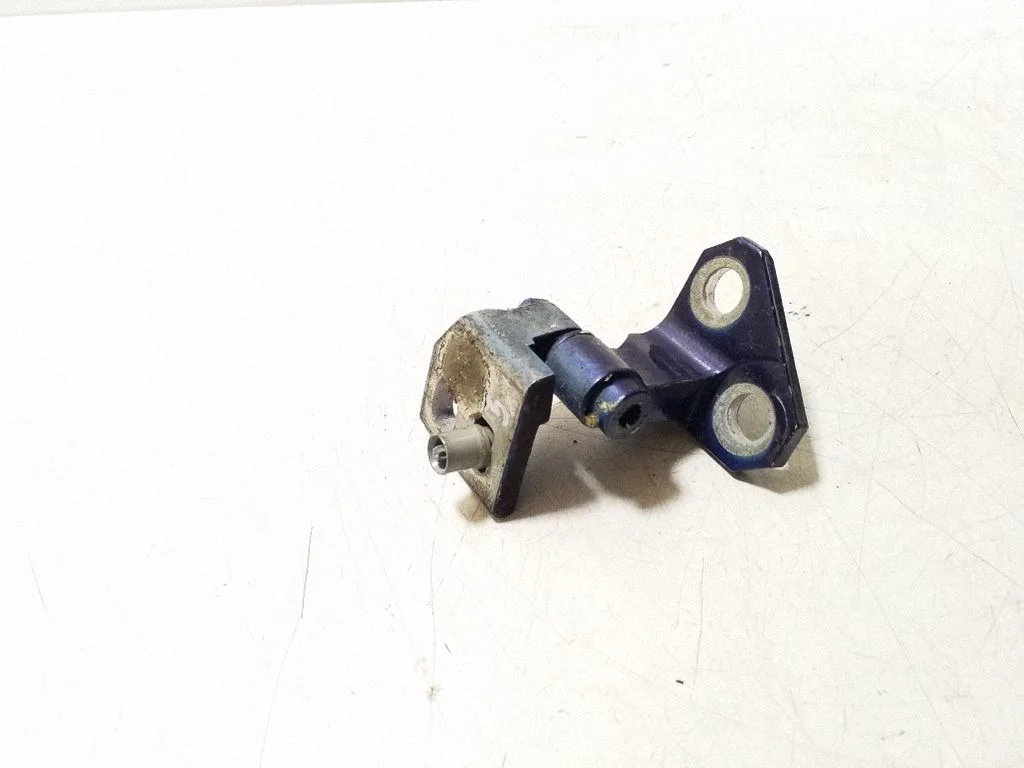 Rear door upper hinge 1K9833402C
