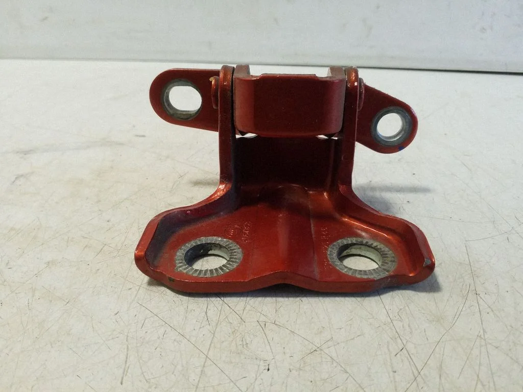 Tagaukse ülemine hing A067353 – MG ZS (2017-)