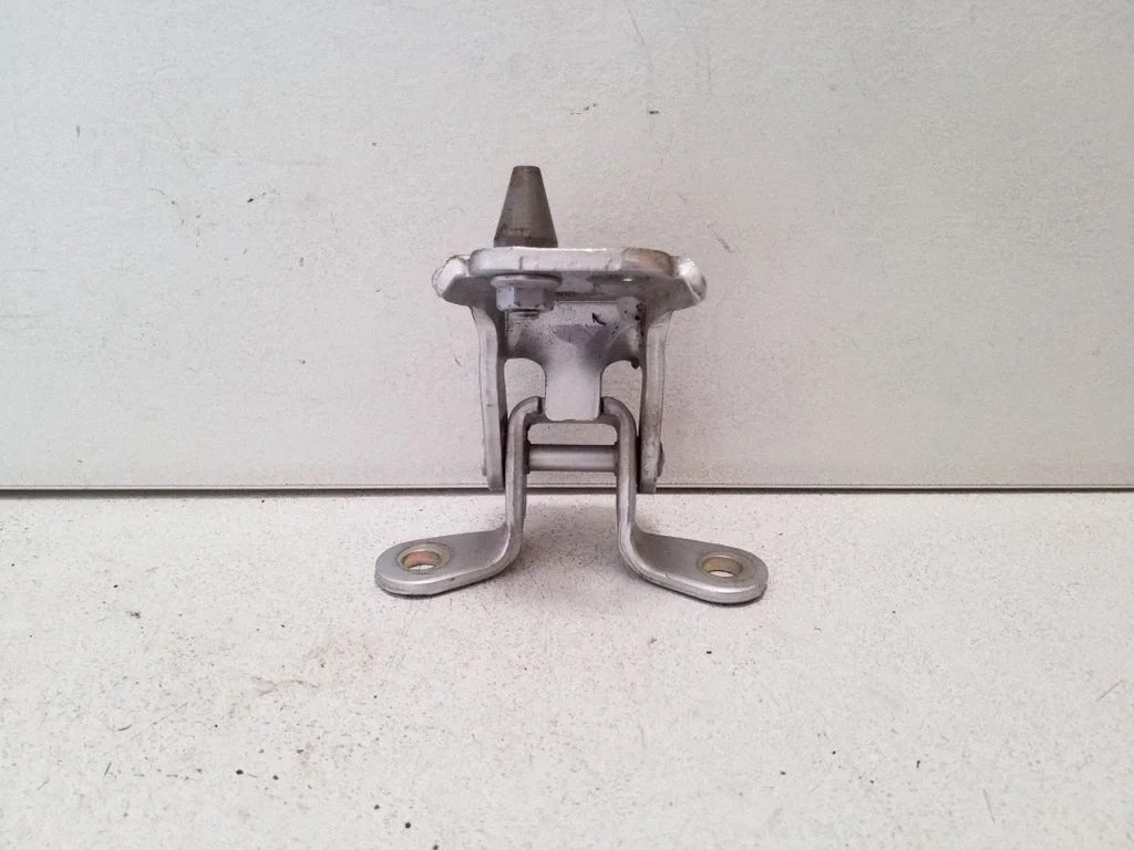 Tagaukse ülemine hing – Ford Ranger (2012-2018)
