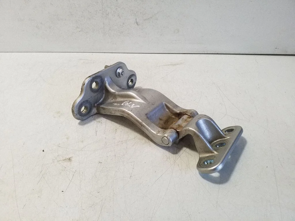 Rear door upper hinge – Ford Transit Custom (2013-2023)