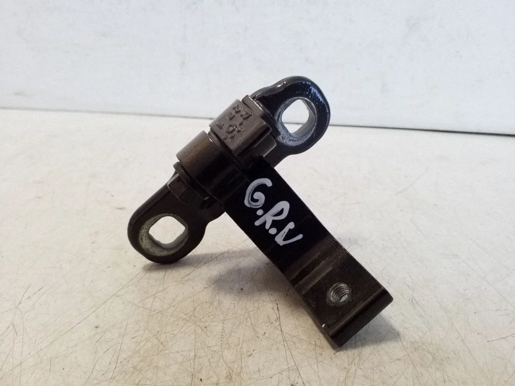 Rear door upper hinge 31424456