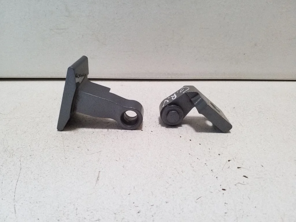 Rear door upper hinge 7246062