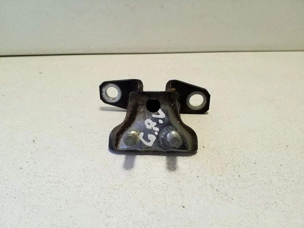 Rear door upper hinge – right