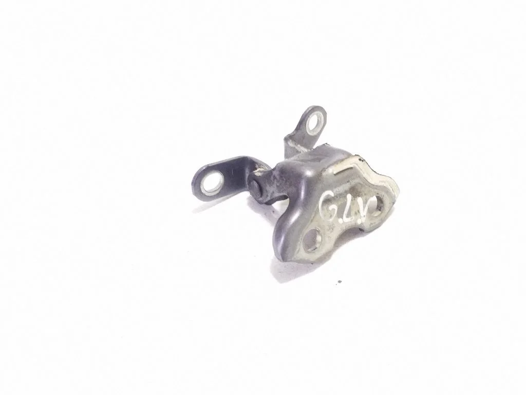 Rear door upper hinge – left