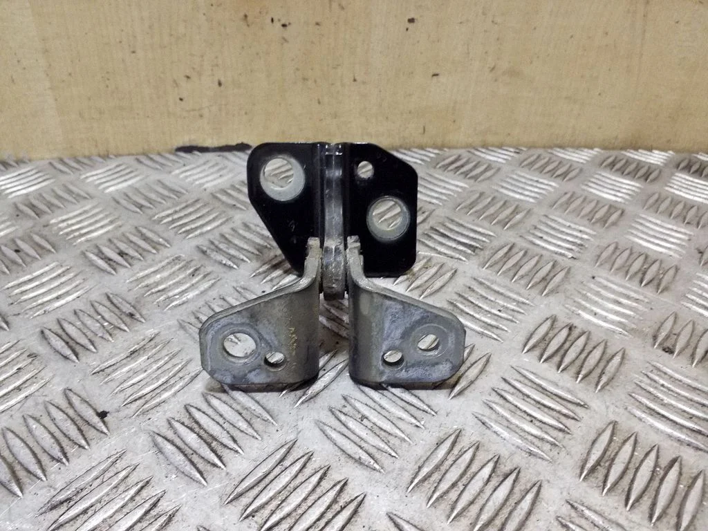 Tagaukse ülemine hing 661AB