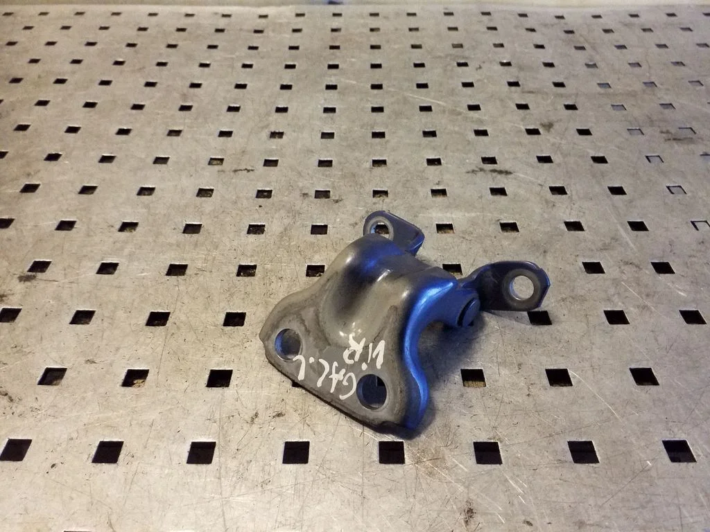 Tagaukse ülemine hing – Subaru Forester SH (2008-2013)