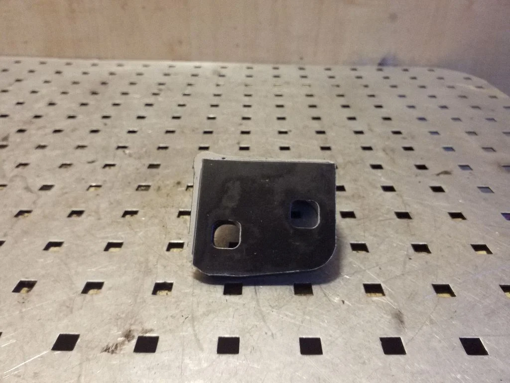 Rear door upper hinge 3402820