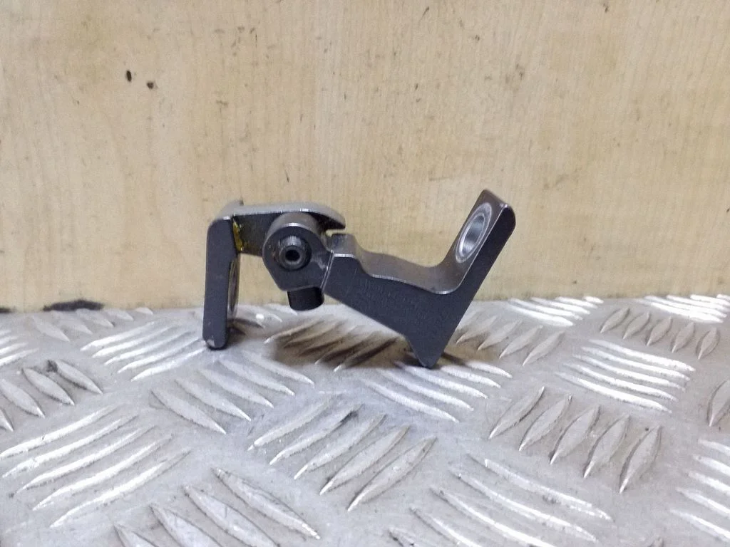 Rear door upper hinge 4H0831402A – Audi A8 S8 D4 4H (2010-2016)
