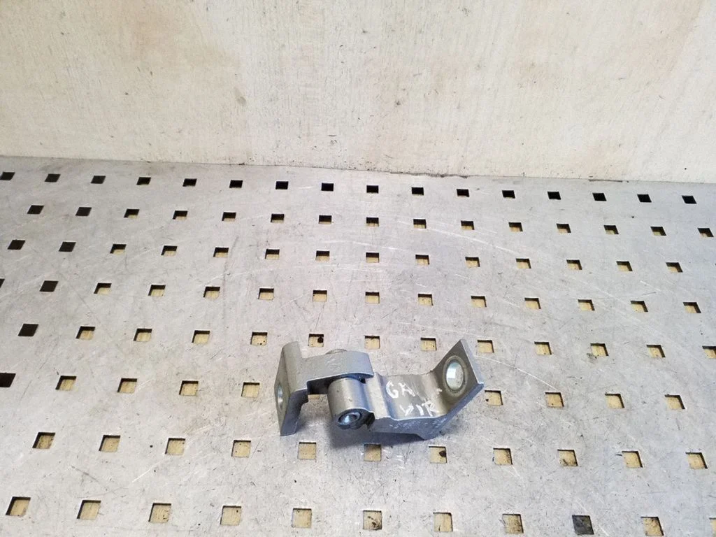 Rear door upper hinge 8K0831402K
