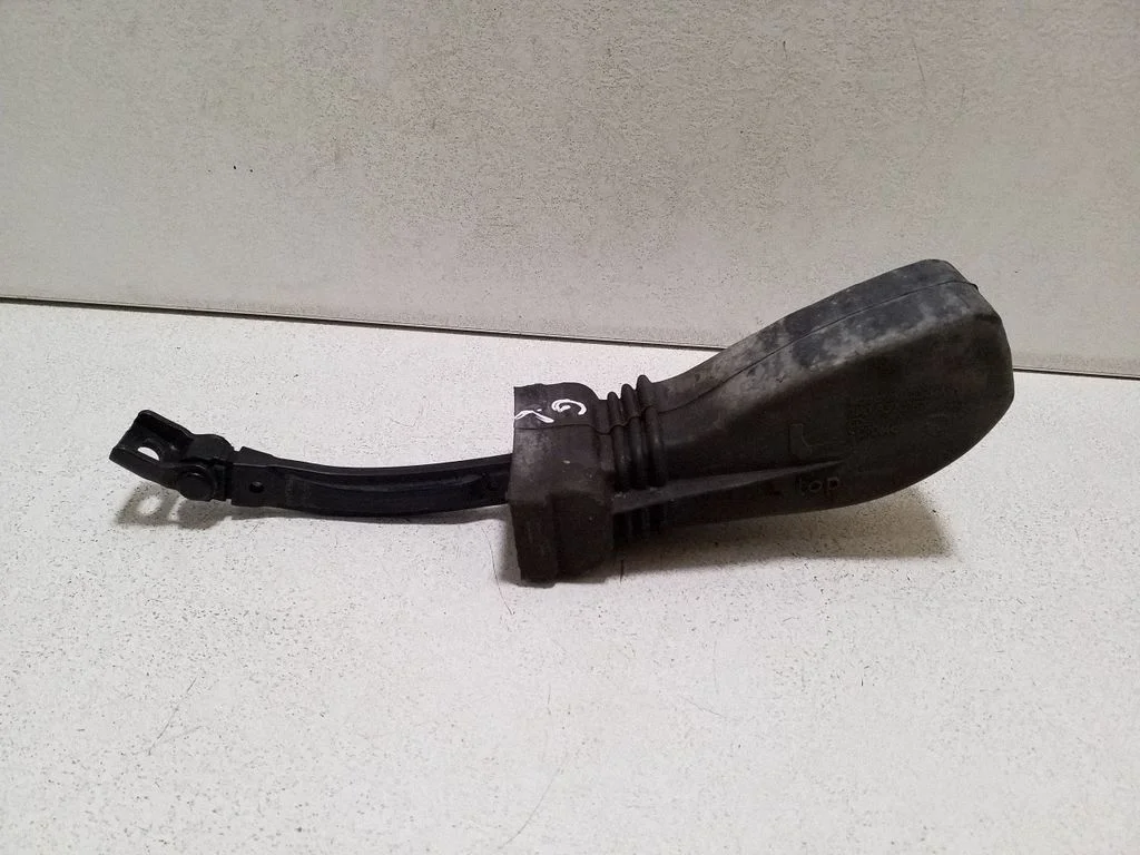 Tagaukse avamispiiraja 7P0837267