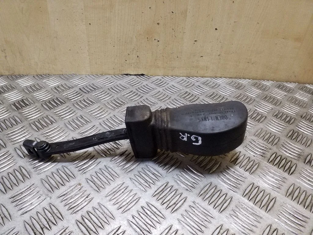 Tagaukse avamispiiraja 8R0839249C