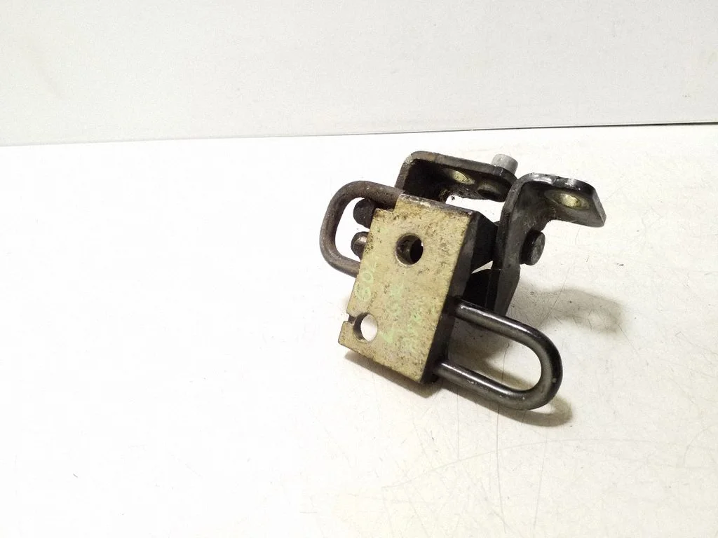 Rear door lower hinge 1K4833411H