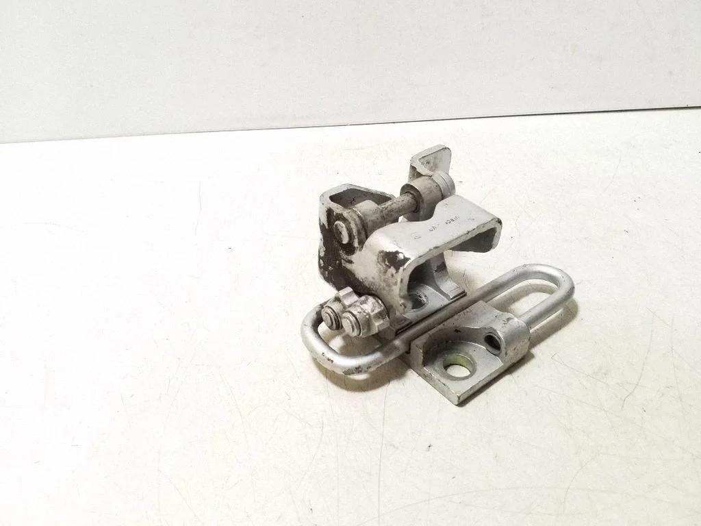 Rear door lower hinge 1K4833412H