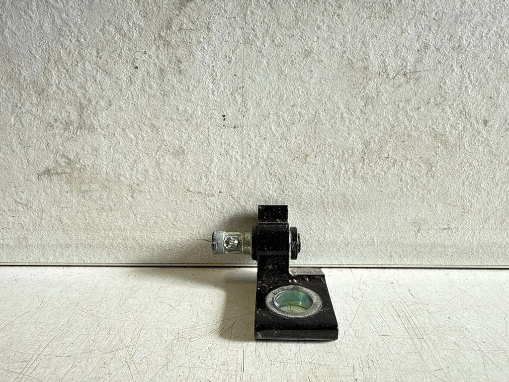 Rear door lower hinge – right