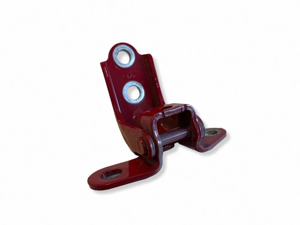 Rear door lower hinge – right