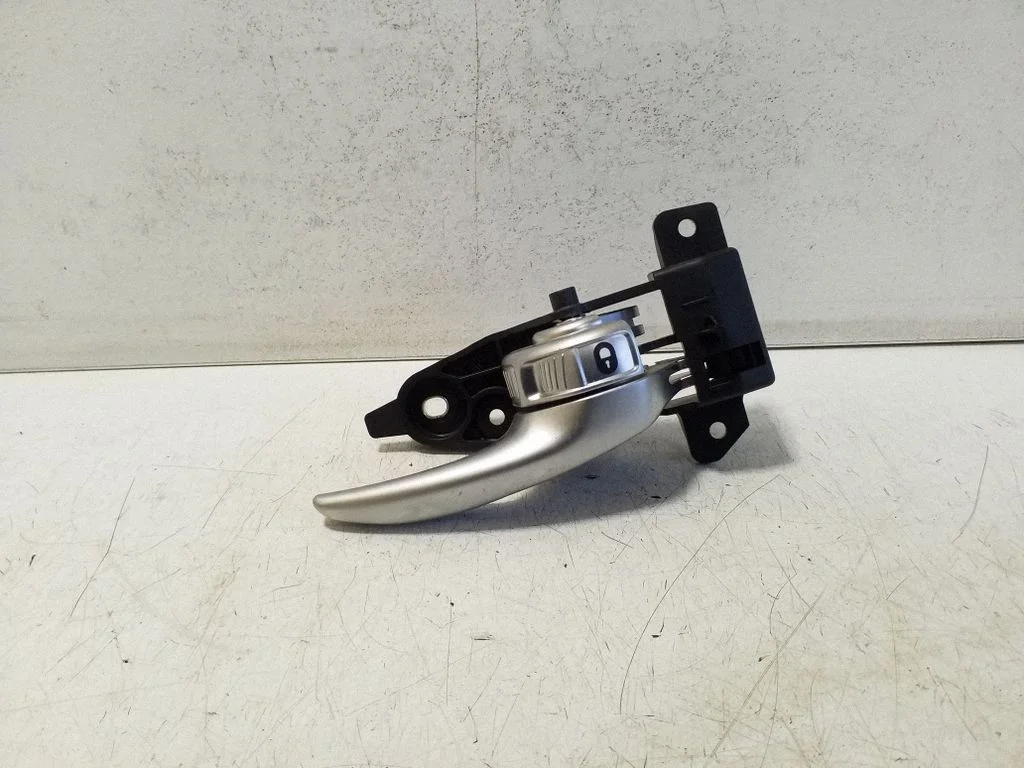 Rear door interior handle – right