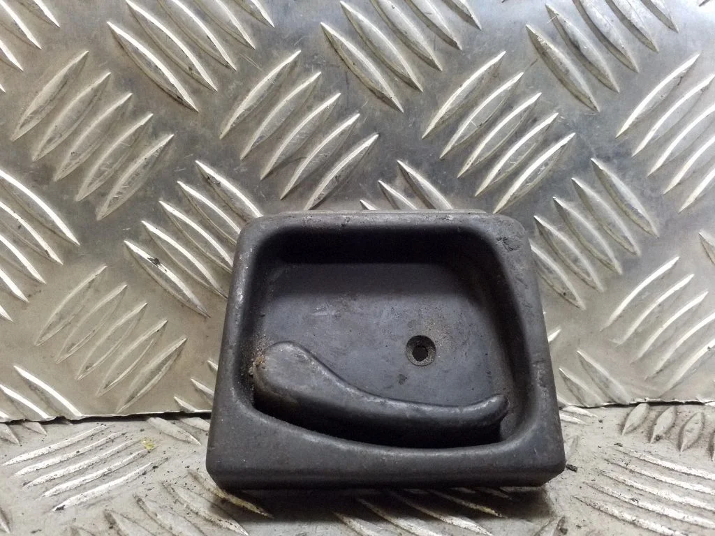 Rear door interior handle 701827185