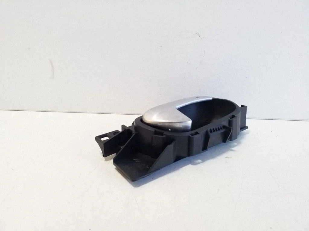 Rear door interior handle 9660525380