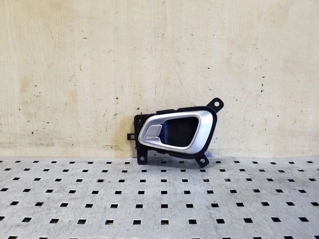 Rear door interior handle 83613K0000