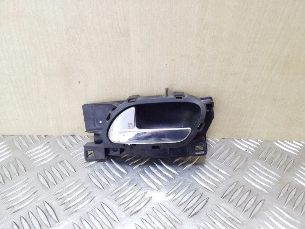 Tagaukse sisemine käepide 96435311VD